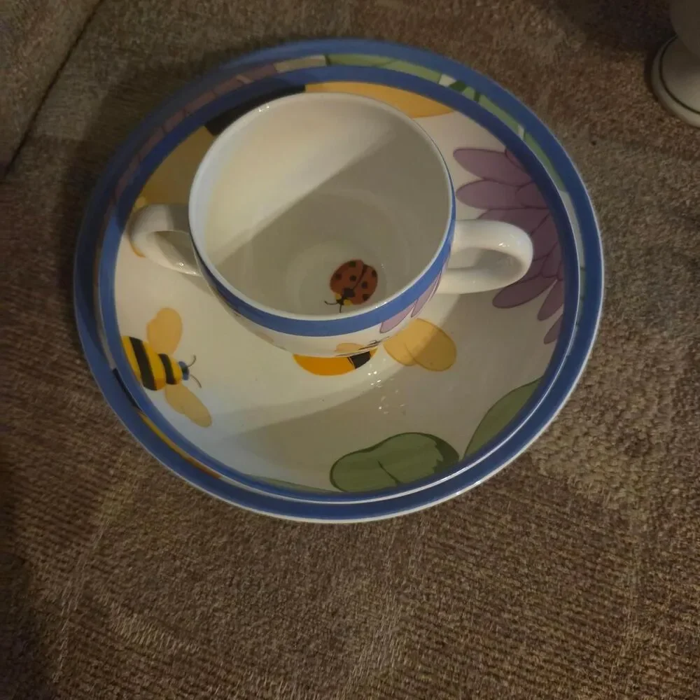 Rare Vintage Tiffany & Co. Buzz Buzz China Set (Plate, Bowl, Two-Handled Mug)